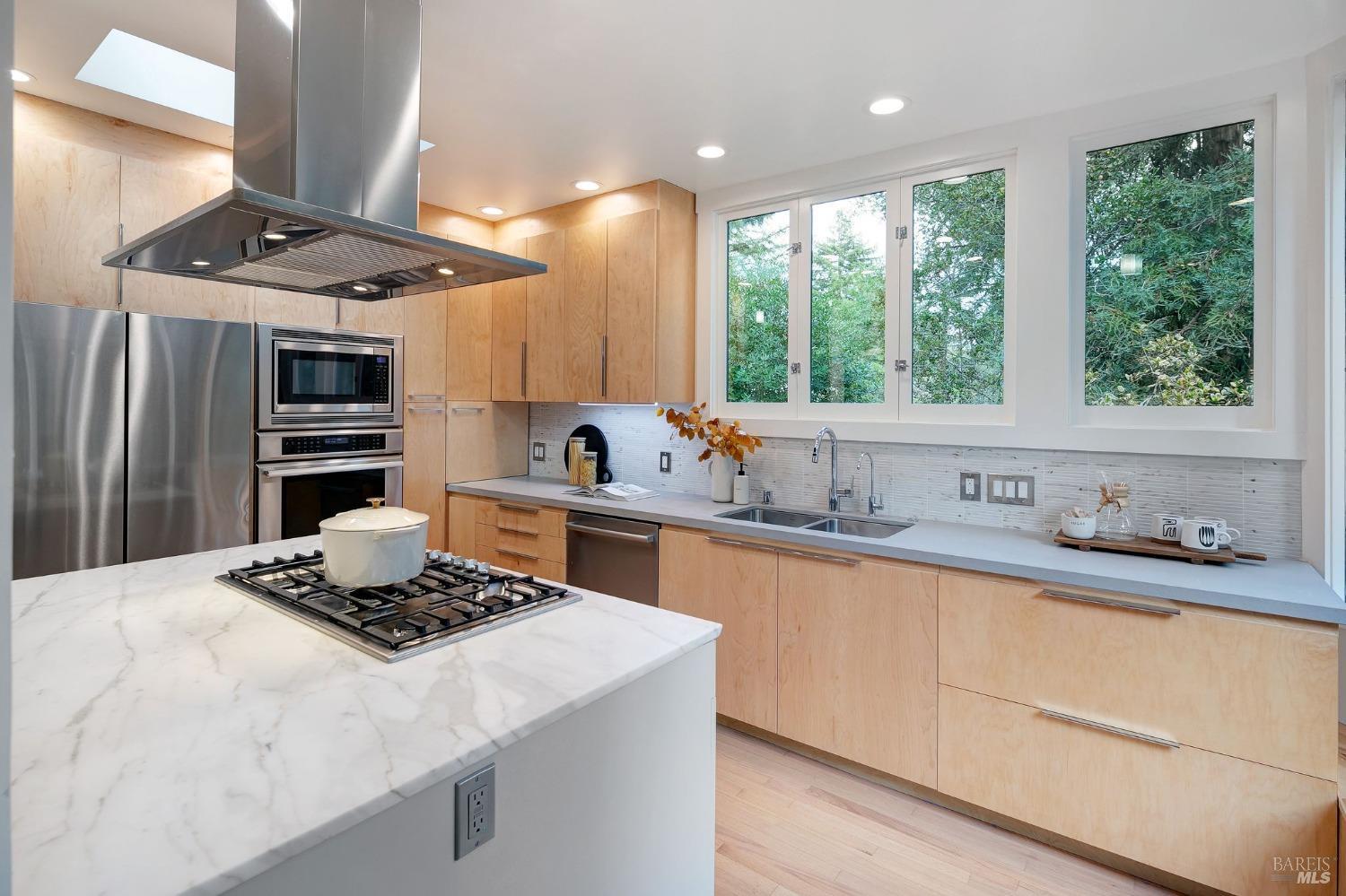 29 Millard Road Larkspur, CA 94939 - Photo 11 of 56