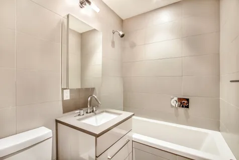 $5,295 | 245 West 25th Street, Unit 1N | Chelsea