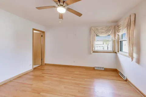 $499,900 | 8618 West Leland Avenue, Chicago, IL 60656