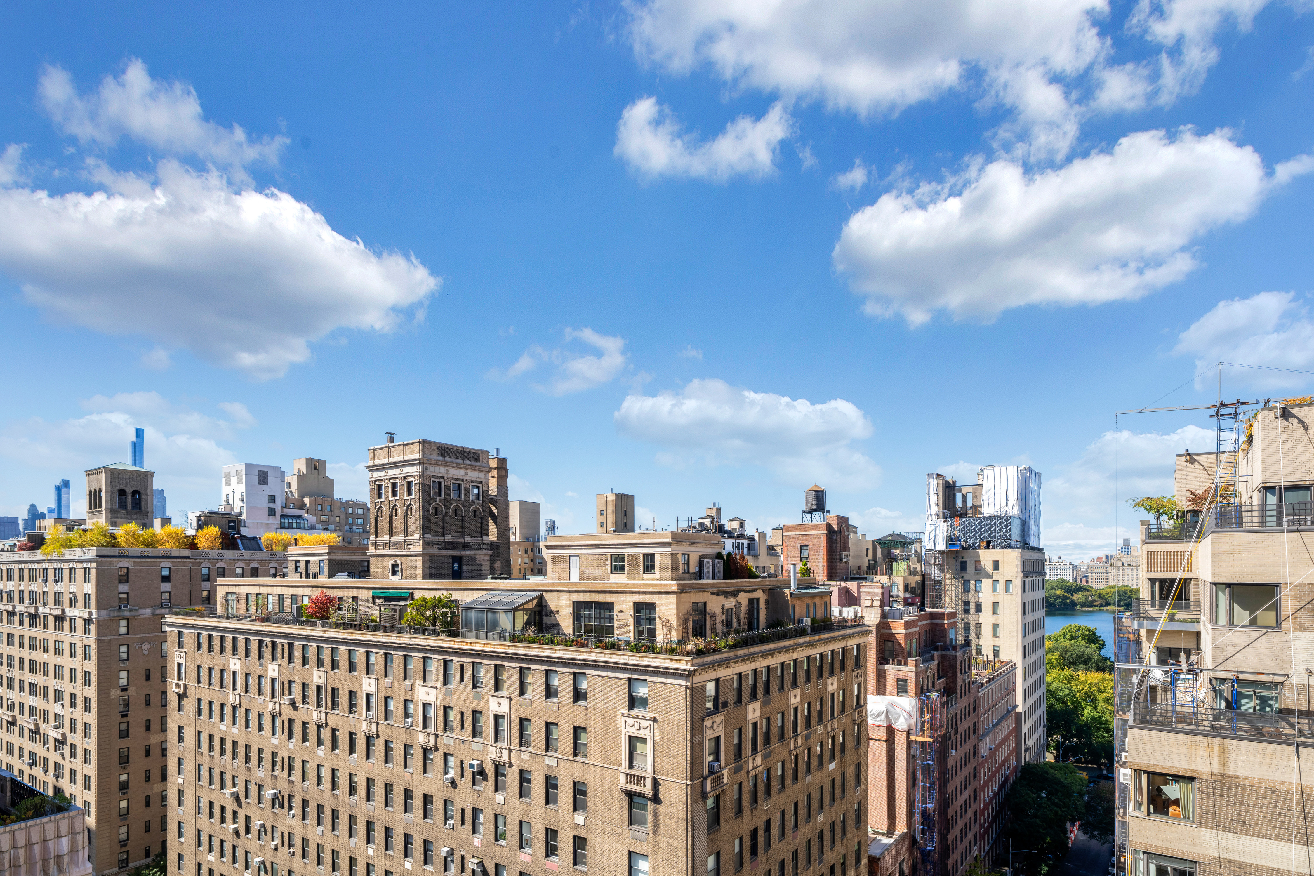 47 East 88th Street, Unit 15A Manhattan, NY 10128 - Photo 19 of 21 a view of a city with tall buildings