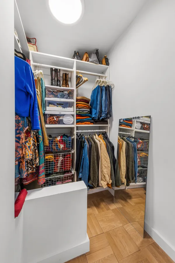 $5,200 | 324 East 41st Street, Unit 1103C | Murray Hill