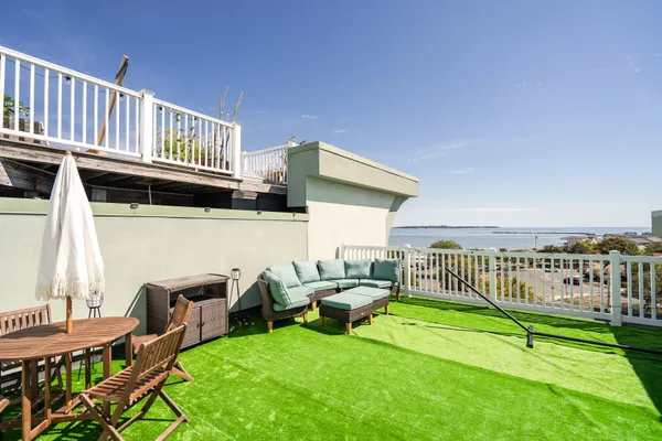 $575,000 | 10 Ocean Avenue, Unit 403, Revere, MA 02151