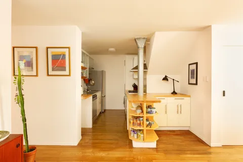 $1,395,000 | 211 Berry Street, Unit 2 | Williamsburg