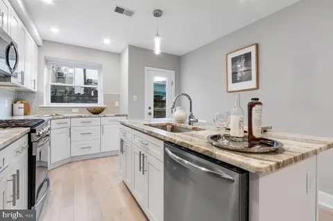 $559,900 | 1404 South Clarion Street, Philadelphia, PA 19147