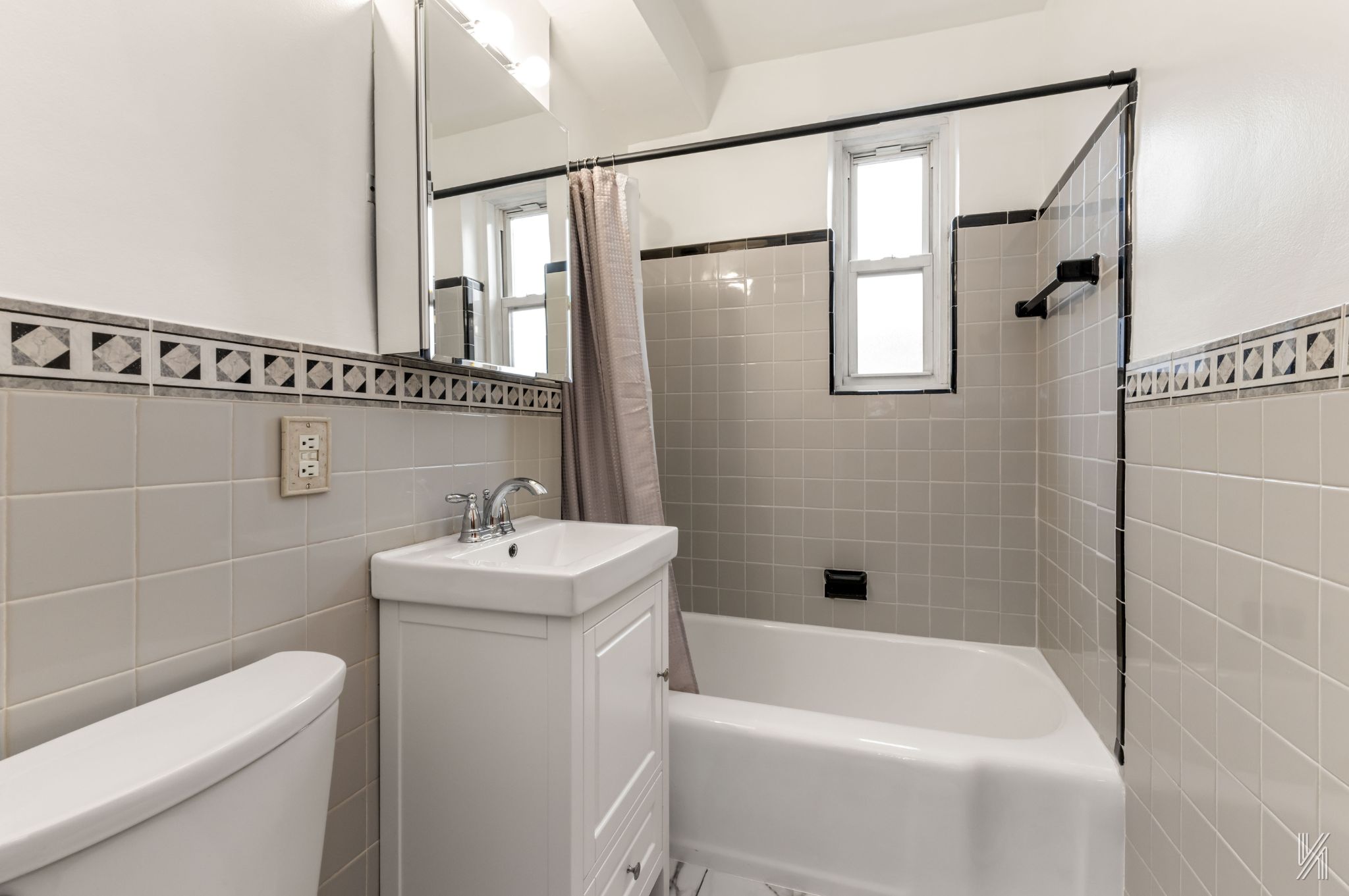 39-25 51st Street, Unit 6G Queens, NY 11377 - Photo 17 of 19