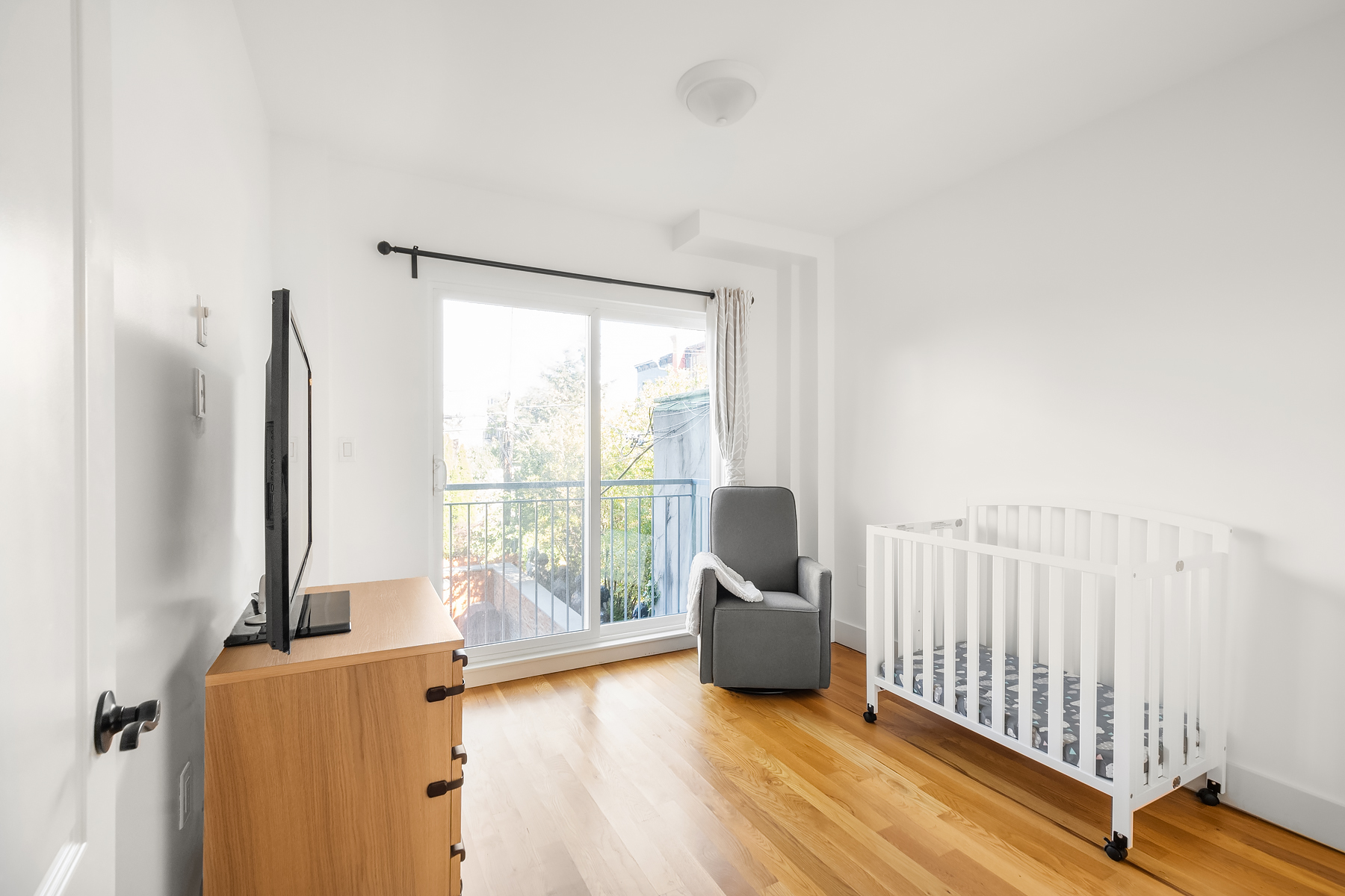 69 Java Street, Unit 2B Brooklyn, NY 11222 - Photo 4 of 9