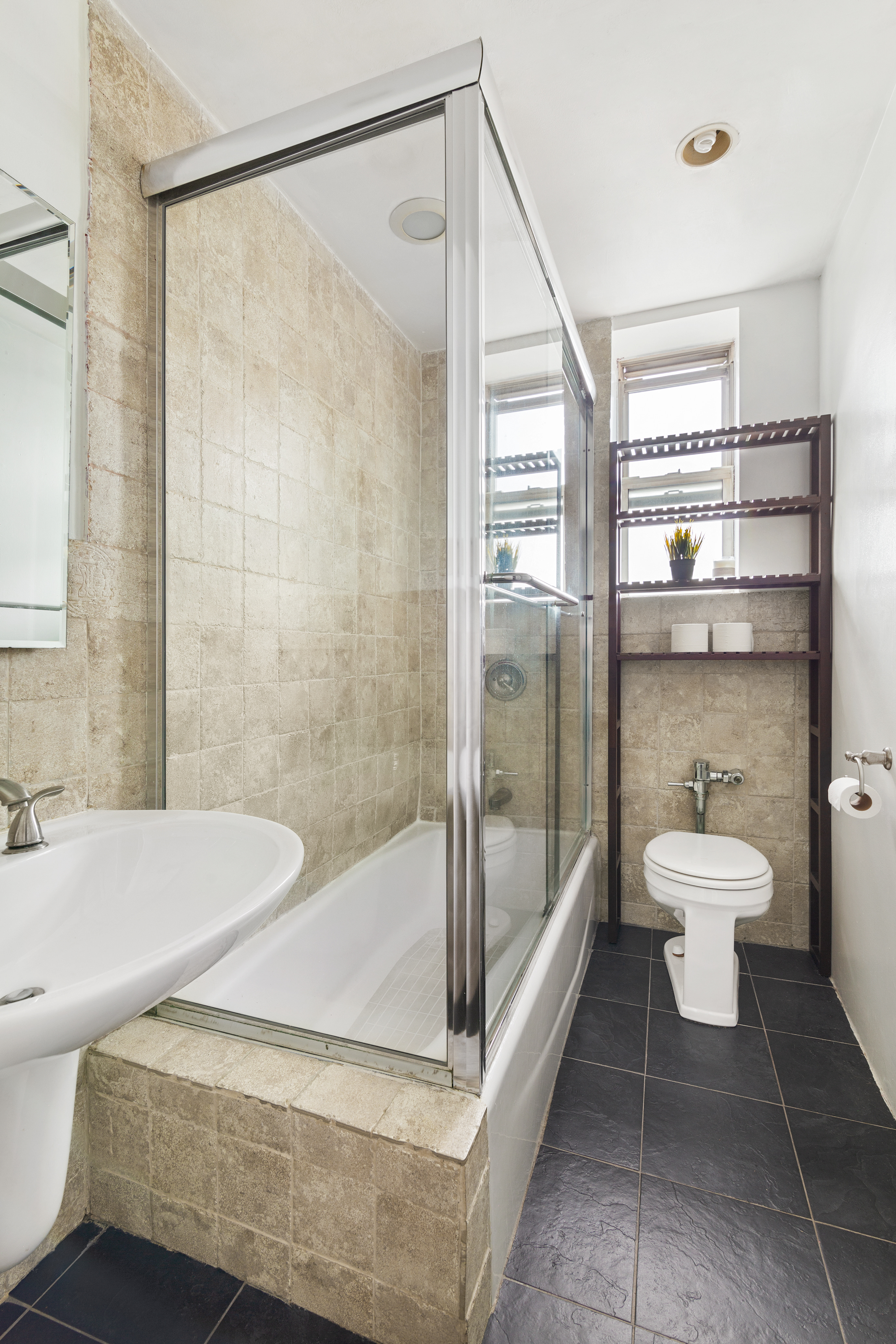 140 East 2nd Street, Unit 3T Brooklyn, NY 11218 - Photo 6 of 7