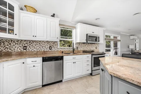 Contact Agent | 18 Cedarledge Villiage, Unit 18, Cohasset, MA 02025