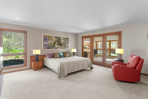 $1,300,000 | 100 Millstone Lane, Pittsburgh, PA 15238