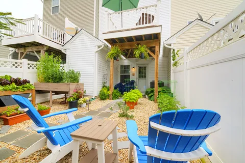$330,000 | 20649 Albermarle Lane, Millsboro, DE 19966