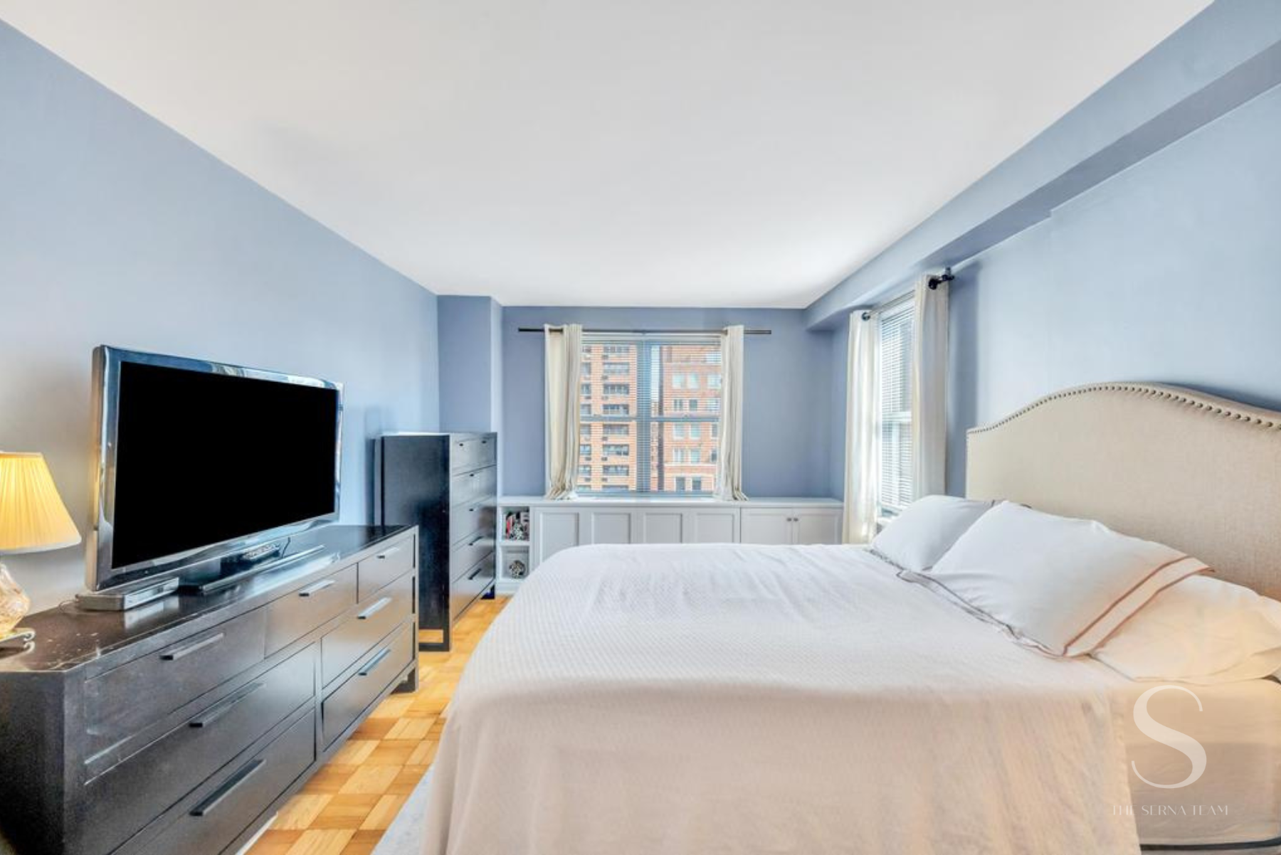 301 East 62nd Street, Unit 12B Manhattan, NY 10065 - Photo 7 of 12