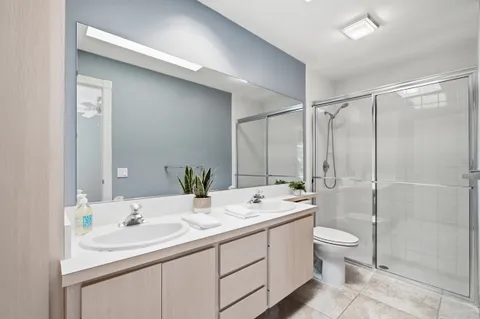 $355,000 | 10701 Chapman Oak Court, Palm Beach Gardens, FL 33410