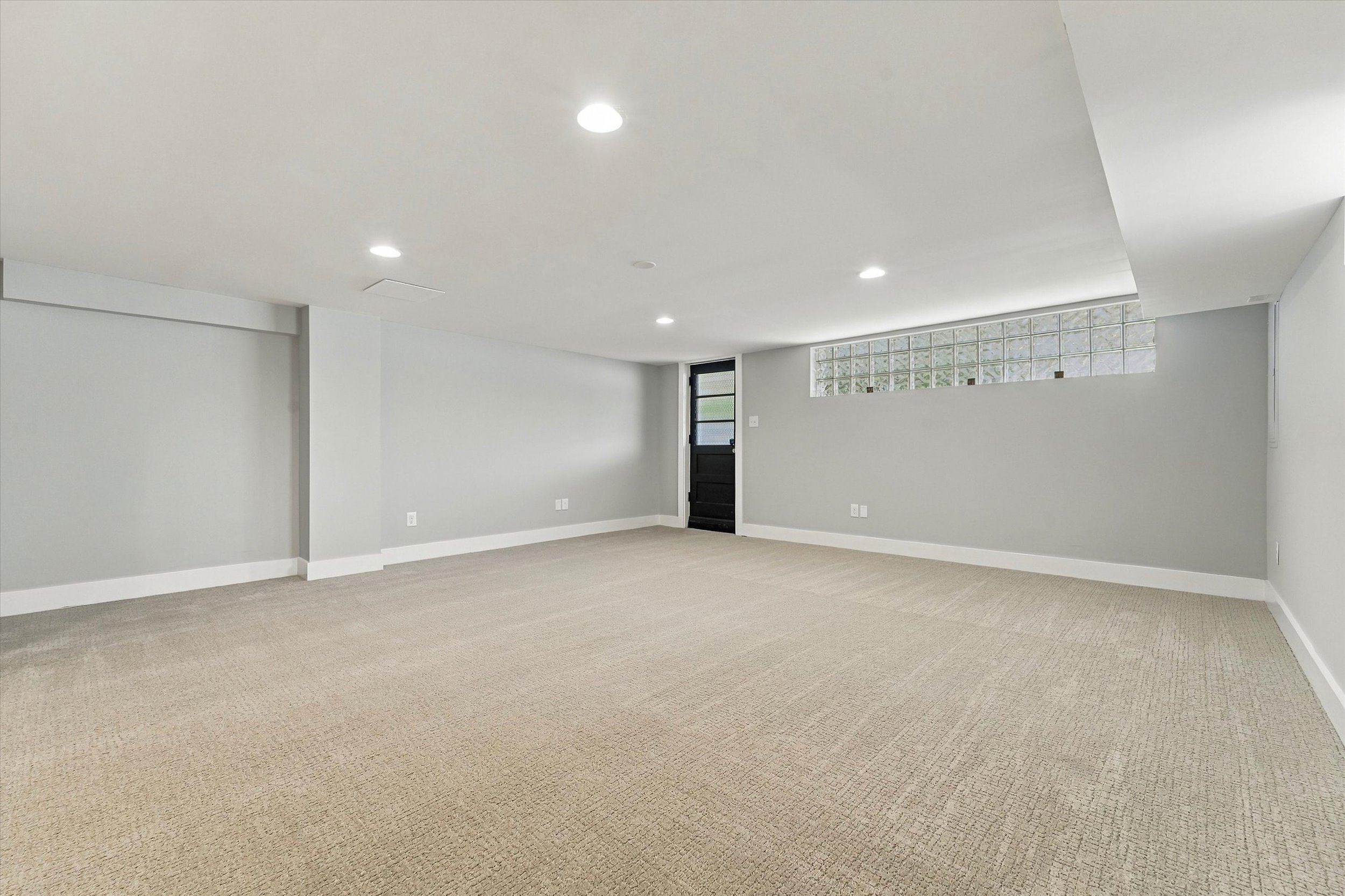 7242 Hill Road Philadelphia, PA 19128 - Photo 26 of 37 Gallery Image 26