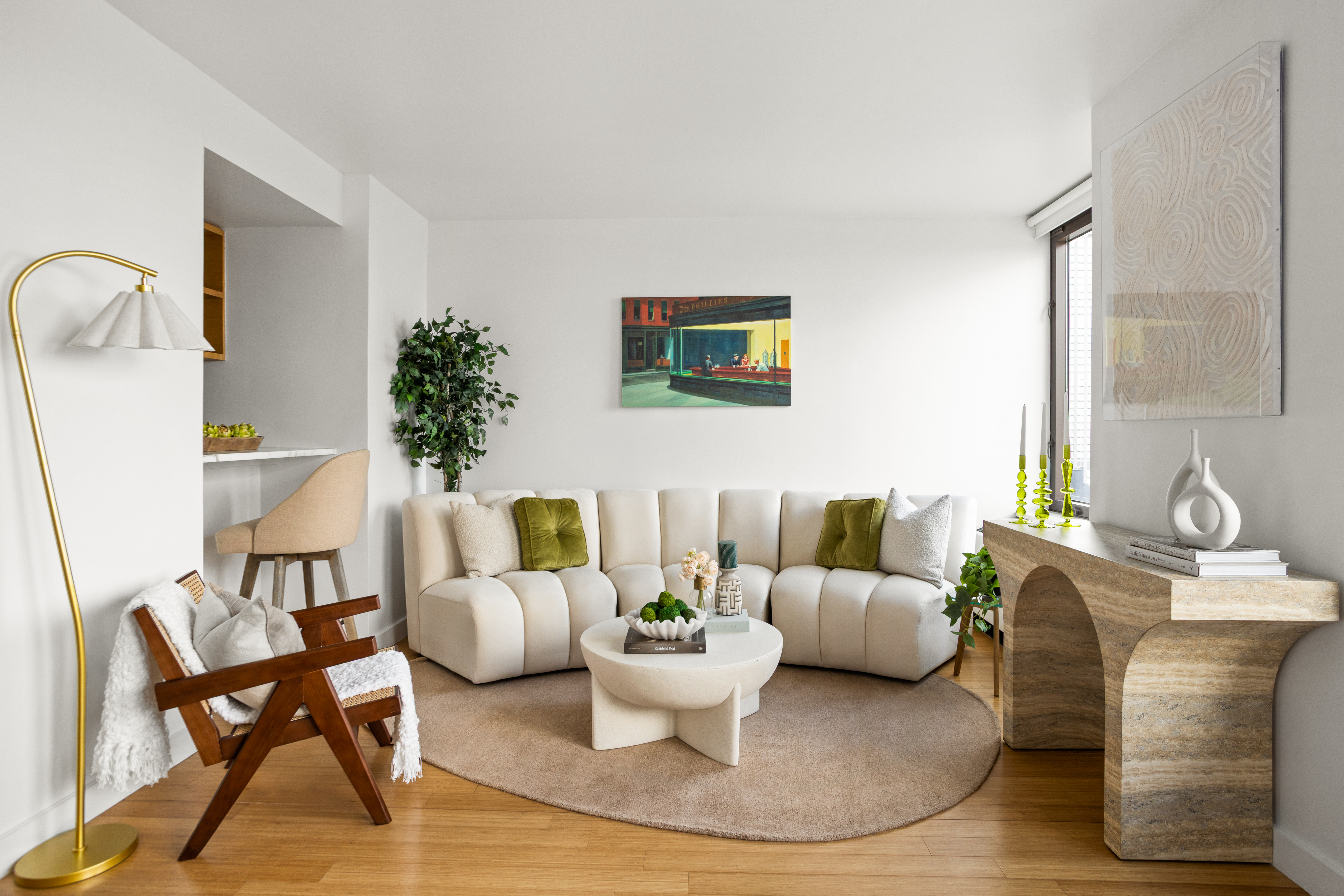 100 West 39th Street, Unit 38I Manhattan, NY 10018 - Photo 3 of 10 Gallery Image 3