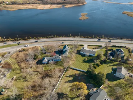 $639,000 | 1705 Wampanoag Trail, Barrington, RI 02806