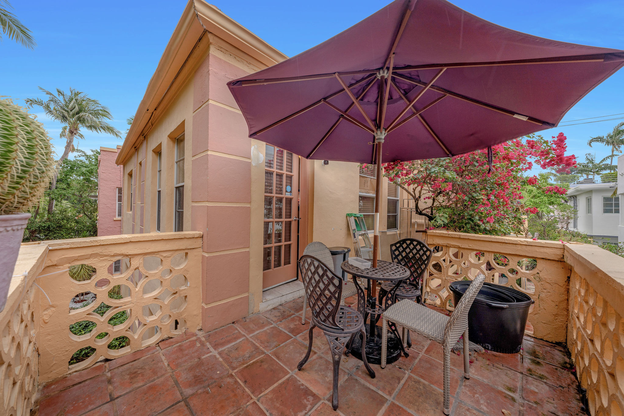 735-745 Meridian Avenue Miami Beach, FL 33139 - Photo 21 of 62 a view of an outdoor sitting area with furniture