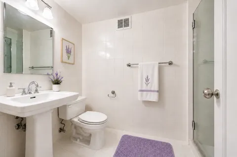 $1,295,000 | 315 East 69th Street, Unit 4B | Lenox Hill