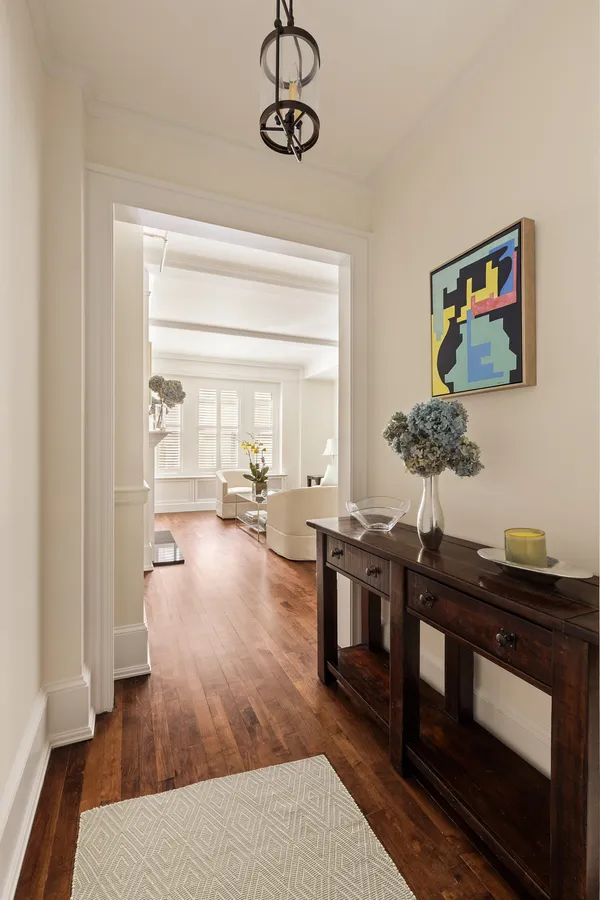 $1,850,000 | 114 East 84th Street, Unit 3D | Upper East Side