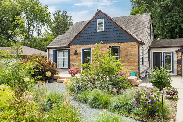 $364,990 | 1266 Draper Avenue, Roseville, MN 55113