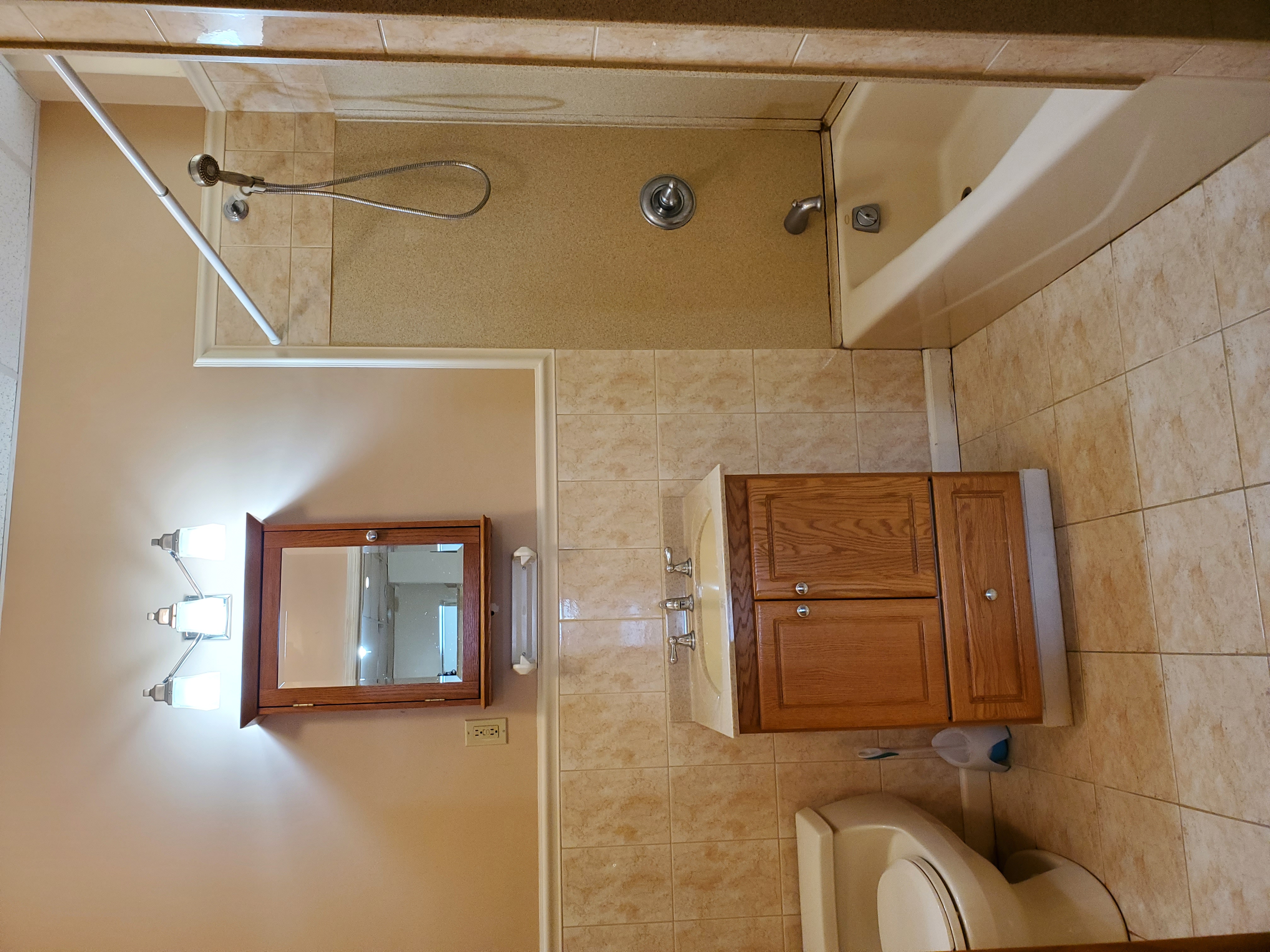 23-61 23rd Street, Unit 1G Queens, NY 11105 - Photo 3 of 8