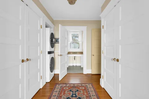 $3,000,000 | 4 Van Zandt Avenue, Newport, RI 02840