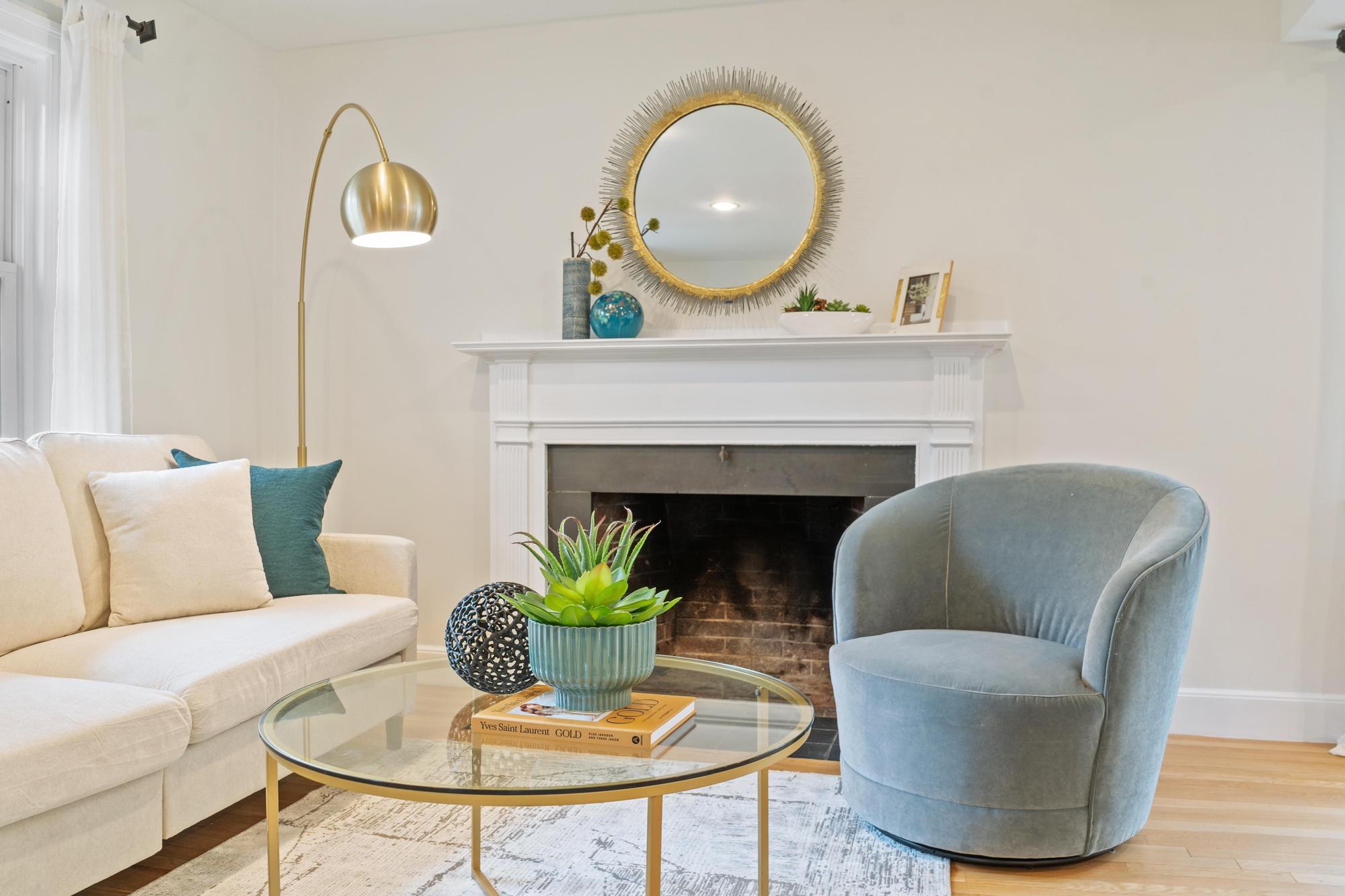 31 Woodland Road Lexington, MA 02420 - Photo 5 of 44