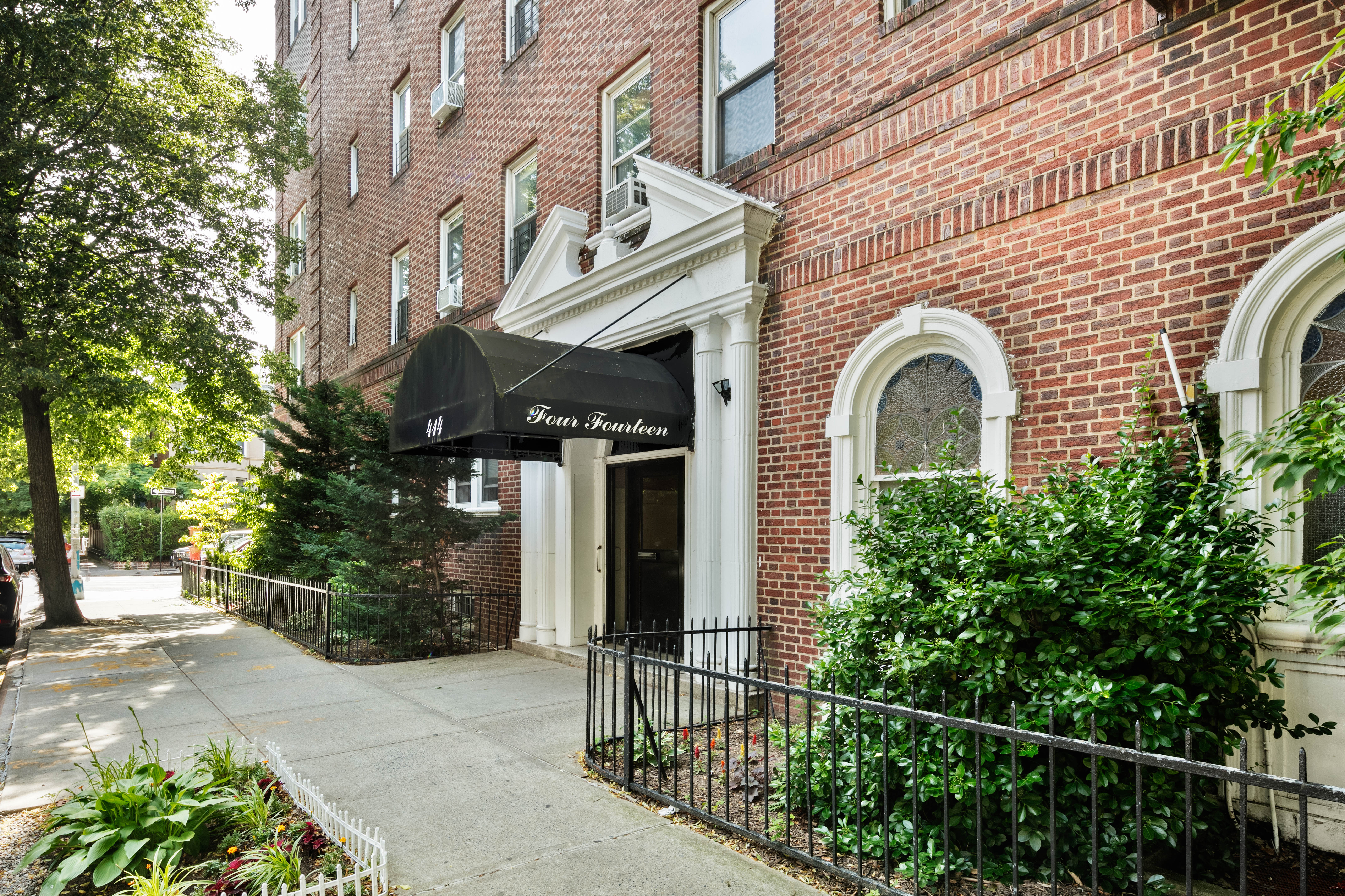 414 Albemarle Road, Unit 1H Brooklyn, NY 11218 - Photo 10 of 13