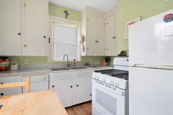$695,000 | 12 Lauriston Street, Providence, RI 02906