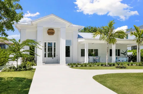 $5,900,000 | 757 Broad Court South, Naples, FL 34102