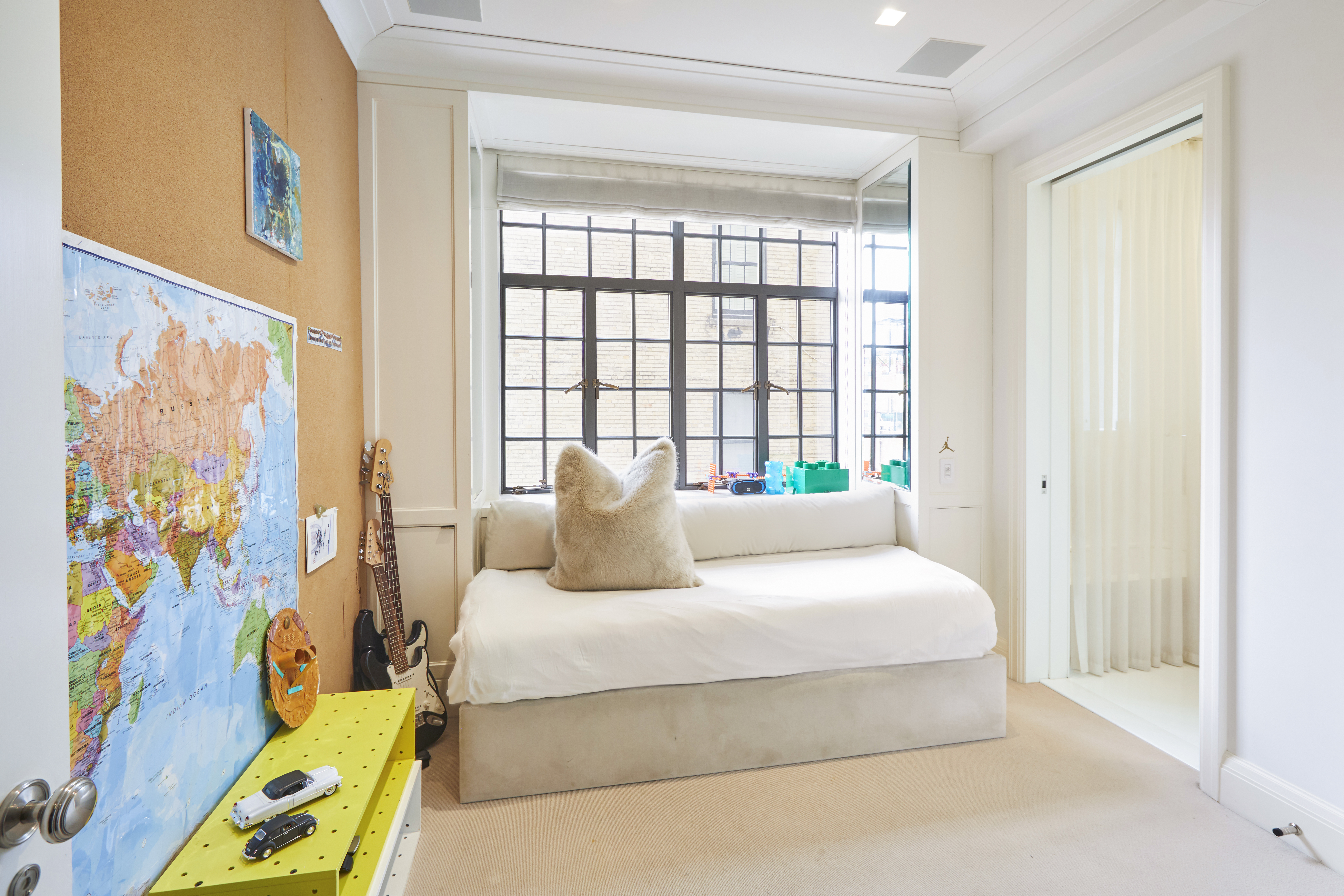 1100 Park Avenue, Unit 9C Manhattan, NY 10128 - Photo 11 of 17