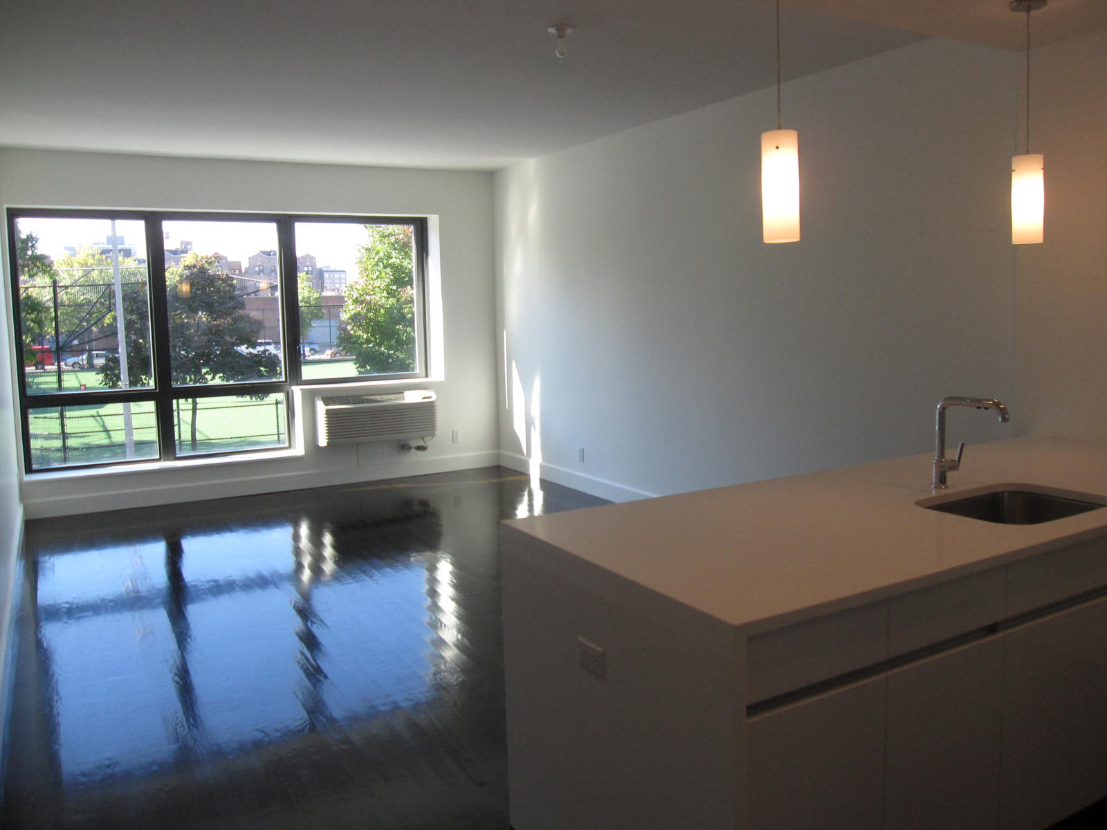 11-25 45th Avenue, Unit 2C Queens, NY 11101 - Photo 2 of 12