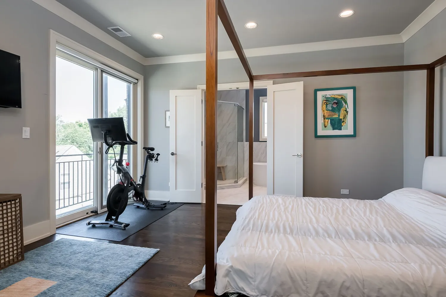 $400,000 | 6438 South Woodlawn Avenue, Unit 3N, Chicago, IL 60637