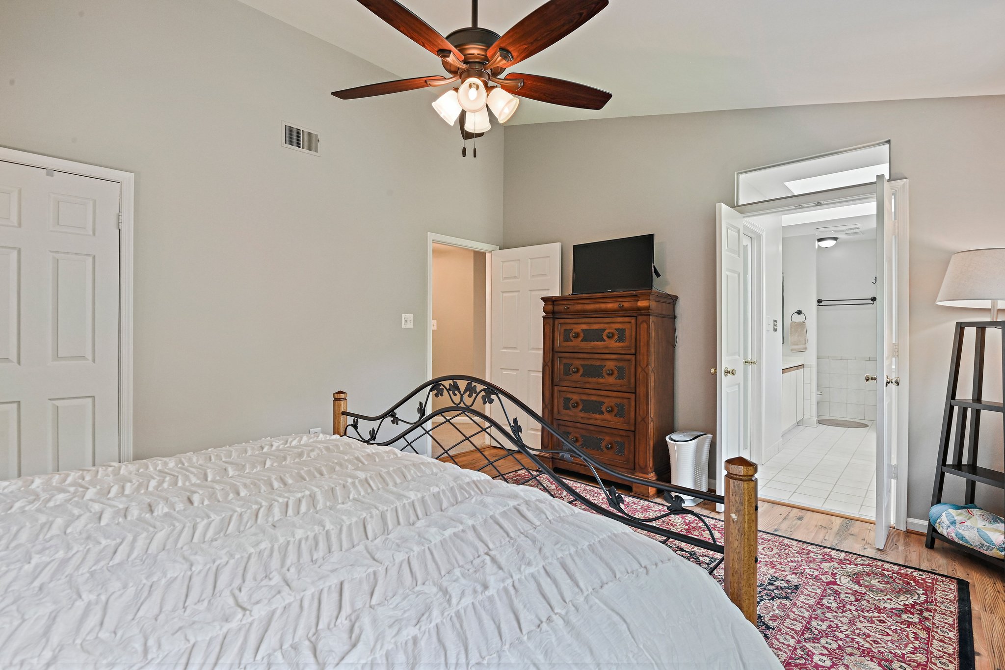 9830 Faust Drive Vienna, VA 22182 - Photo 38 of 73