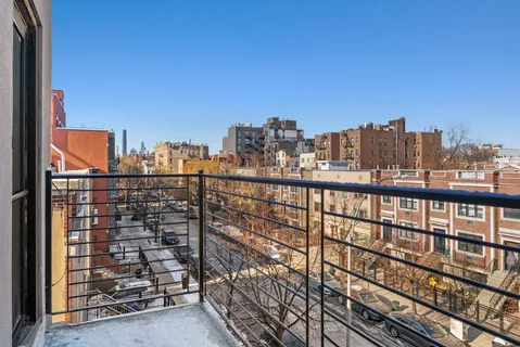 $800,000 | 120 Pulaski Street, Unit 3A | Bedford-Stuyvesant