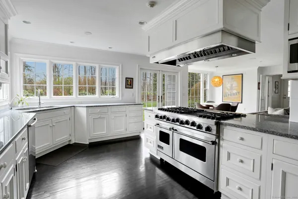 $30,000 | 75 Hanson Road, Darien, CT 06820