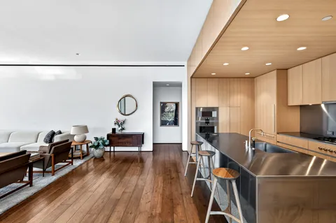$4,600,000 | 527 West 27th Street, Unit 6S | Chelsea
