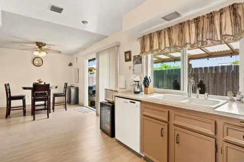 $810,000 | 833 West Chase Avenue, El Cajon, CA 92020