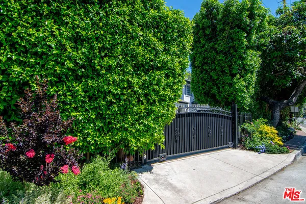 $3,995,000 | 4054 Stone Canyon Avenue, Sherman Oaks, CA 91403