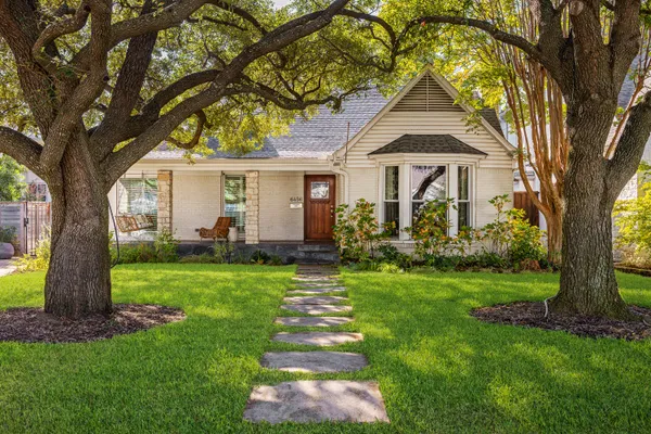 $1,250,000 | 6456 Ellsworth Avenue, Dallas, TX 75214