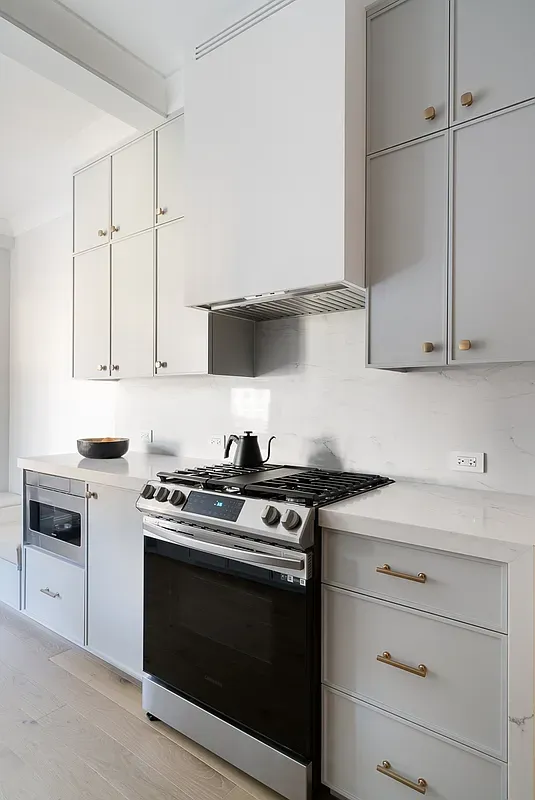$4,500 | 433 West 34th Street, Unit 9G | Hudson Yards