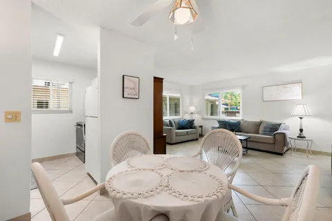 $350,000 | 766 Central Avenue, Unit 119, Naples, FL 34102