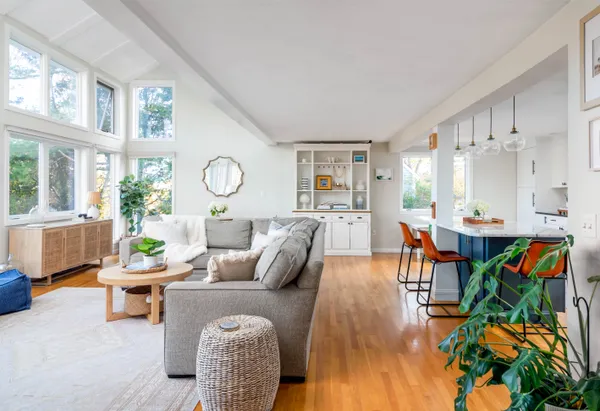 $1,250,000 | 255 Elm Street, Marshfield, MA 02050