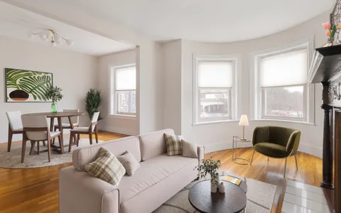 $1,138,000 | 152 Harvard Street, Unit 4, Brookline, MA 02446