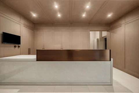 $669,000 | 3 Hanover Square, Unit 4D | Financial District