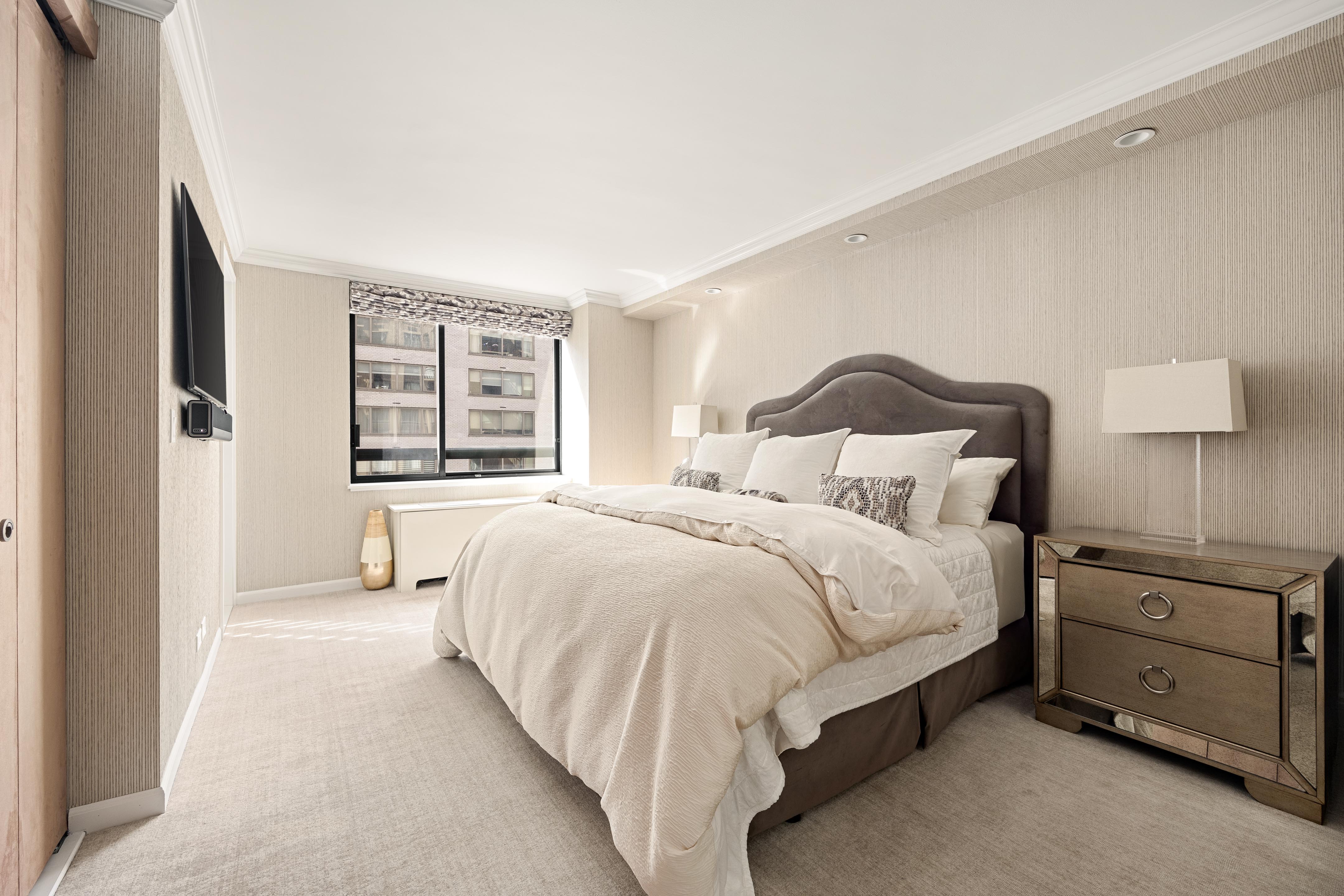 171 East 84th Street, Unit 7B Manhattan, NY 10028 - Photo 8 of 19