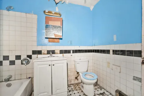$725,000 | 184 Stuyvesant Avenue, Unit D2 | Bedford-Stuyvesant