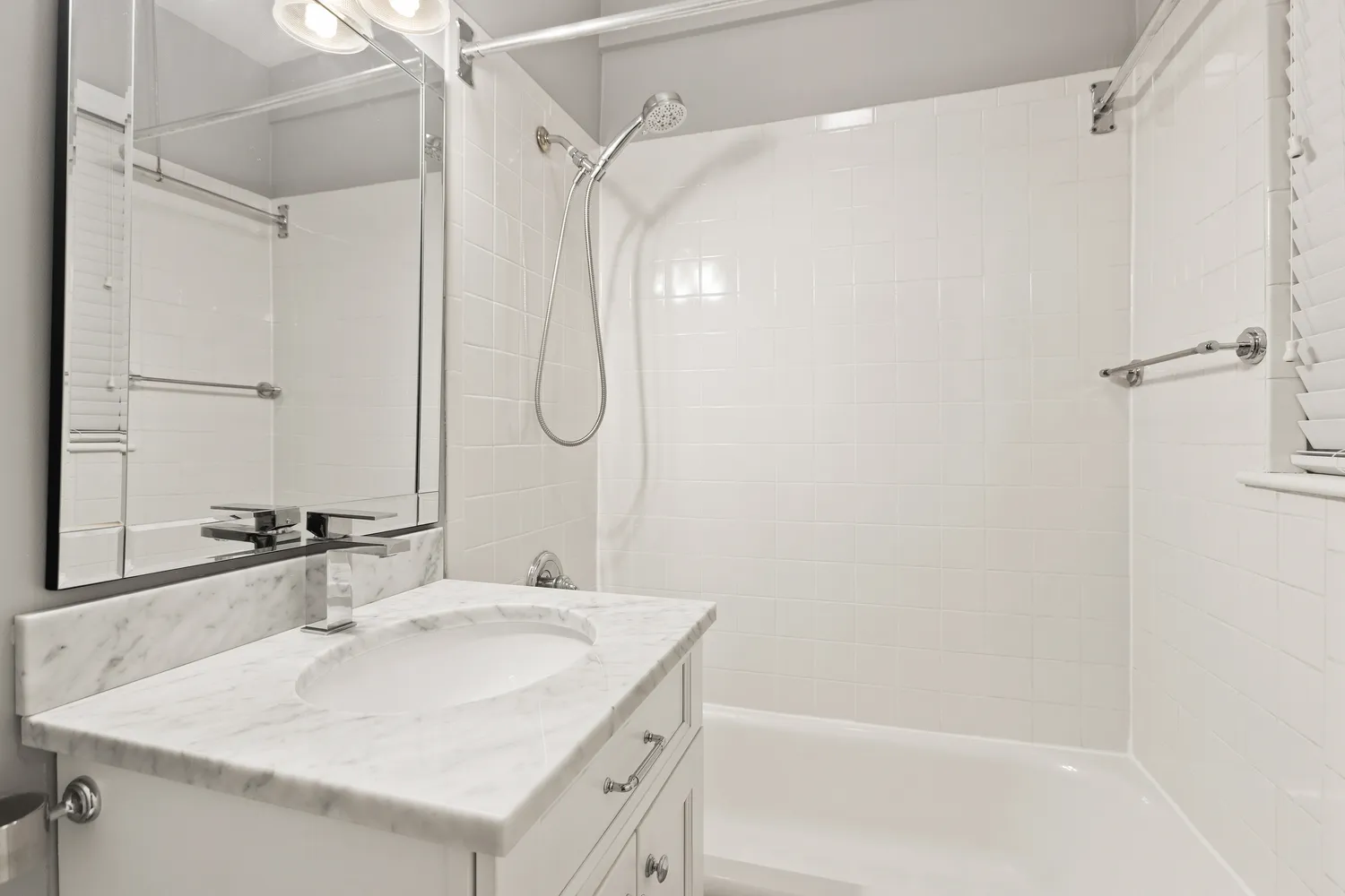 $8,000 | 180 Commonwealth Avenue, Unit 7, Boston, MA 02116