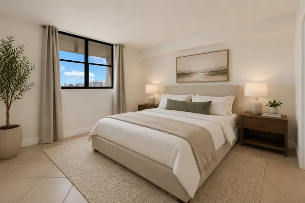 $3,000 | 1775 Washington Avenue, Unit 11D, Miami Beach, FL 33139