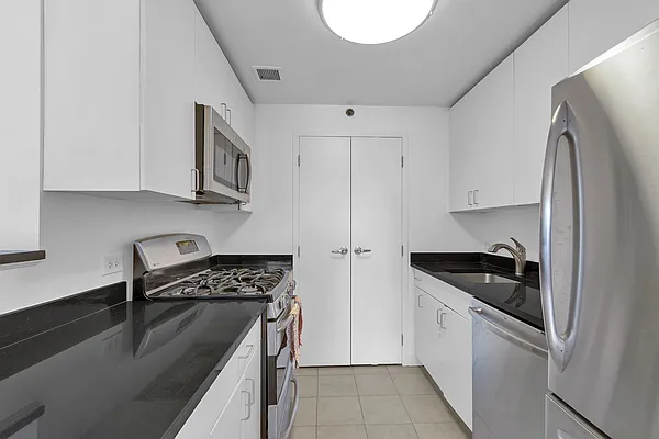 40 West 116th Street, Unit A505 Manhattan, NY 10026 - Photo 9 of 23