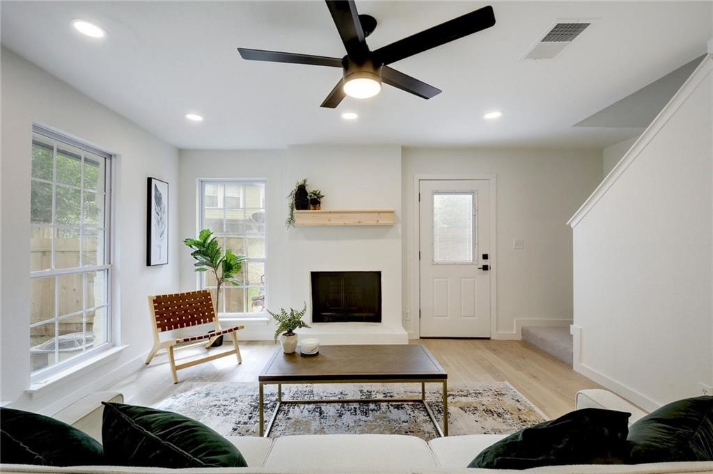 1409 Camp Craft Road, Unit C Austin, TX 78746 - Photo 13 of 19 Gallery Image 13
